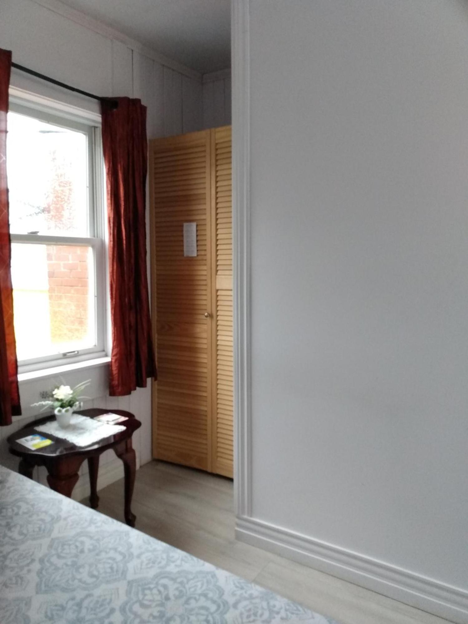 Healing Touch Holistic Living Space Amherst Kültér fotó